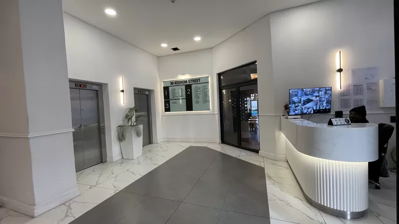 903 m² Office to let in Cape Town City Centre/CBD, 30 Keerom Street (photo 5)