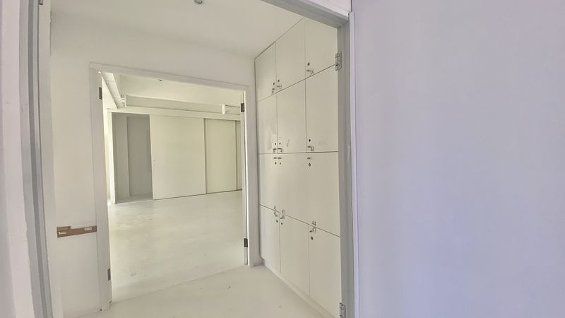 800 m² Office to let in Cape Town, 60 Roeland Street (photo 20)