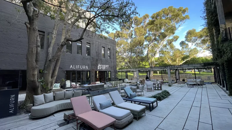 815 m² Office to let in Woodstock, Tramways (photo 4)
