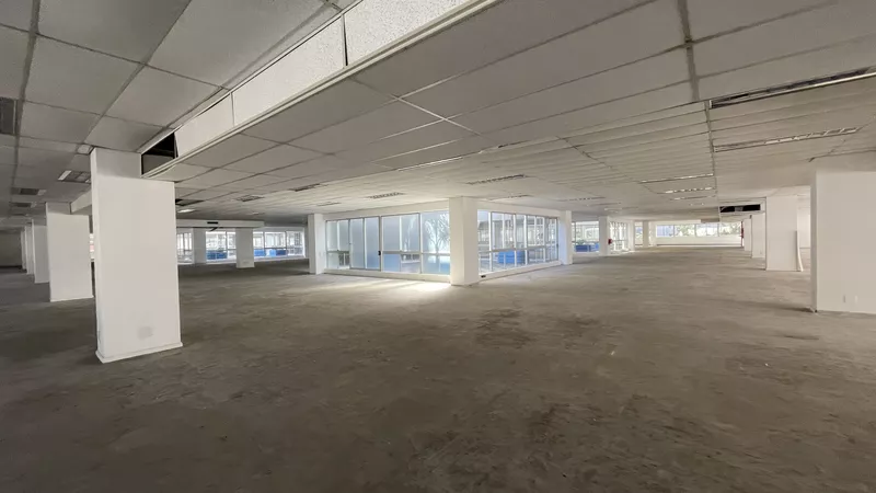1 365 m² Office to let in Cape Town City Centre/CBD, 35 Wale (photo 21)