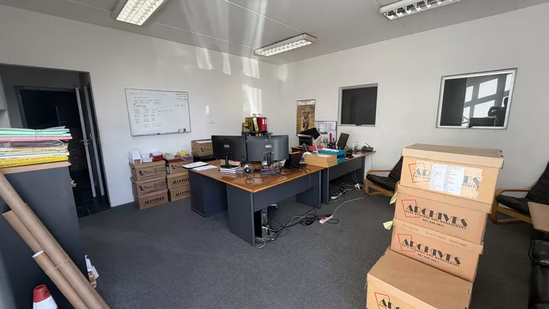 1 099 m² Industrial to let in Stikland Industrial, Santos Park, Stikland (photo 28)