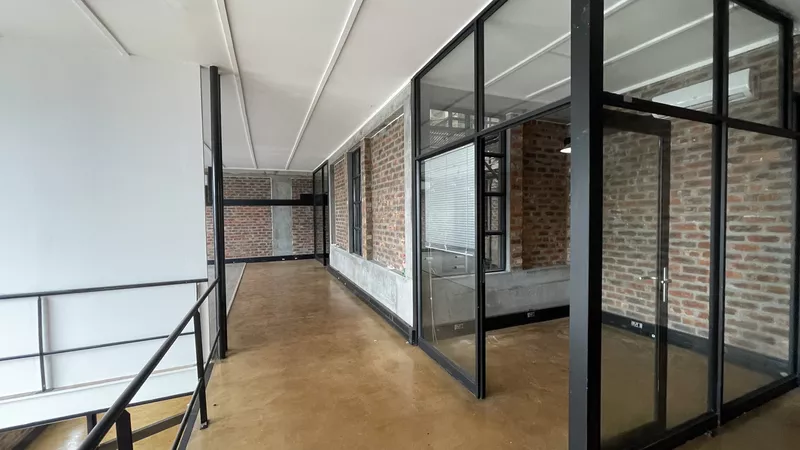 243 m² Office to let in Woodstock, Old Castle Brewery (photo 20)
