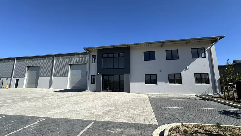 1 066 m² Industrial to let in Rivergate, 9 Titan Street (photo 2)