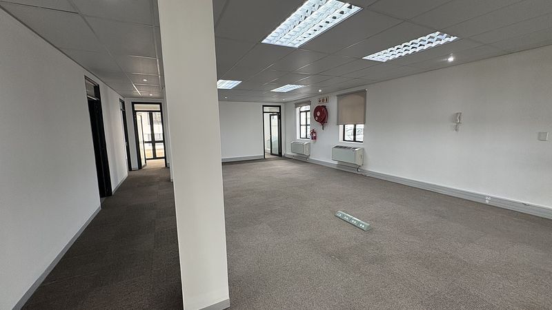 262 m² Office to let in Stellenbosch, Stellenpark Business Park (photo 29)