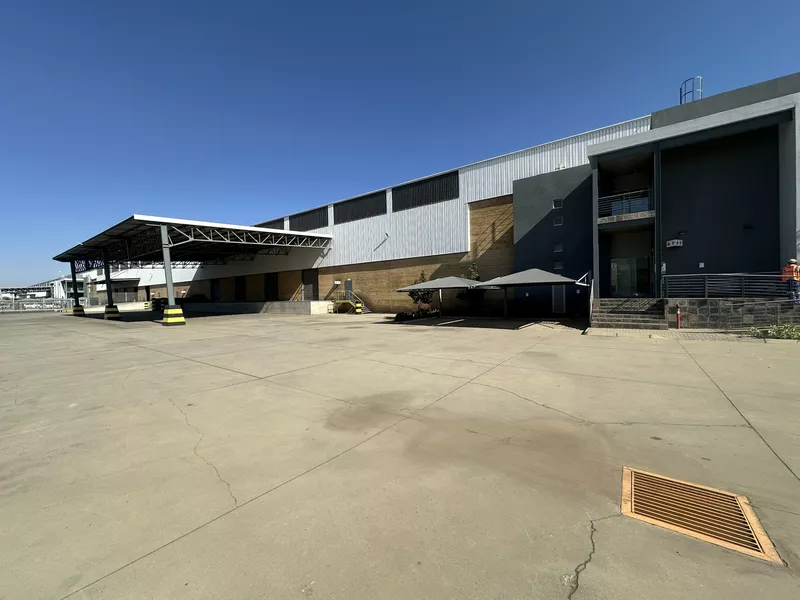 5 860 m² Industrial to let in Germiston, Gosforth Industrial Park (photo 2)