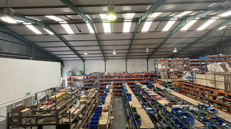1 000 m² Industrial to let in Stikland Industrial, 27 Palmiet (photo 5)
