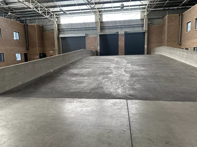 4 989 m² Industrial to let in Germiston, Devon East (photo 35)