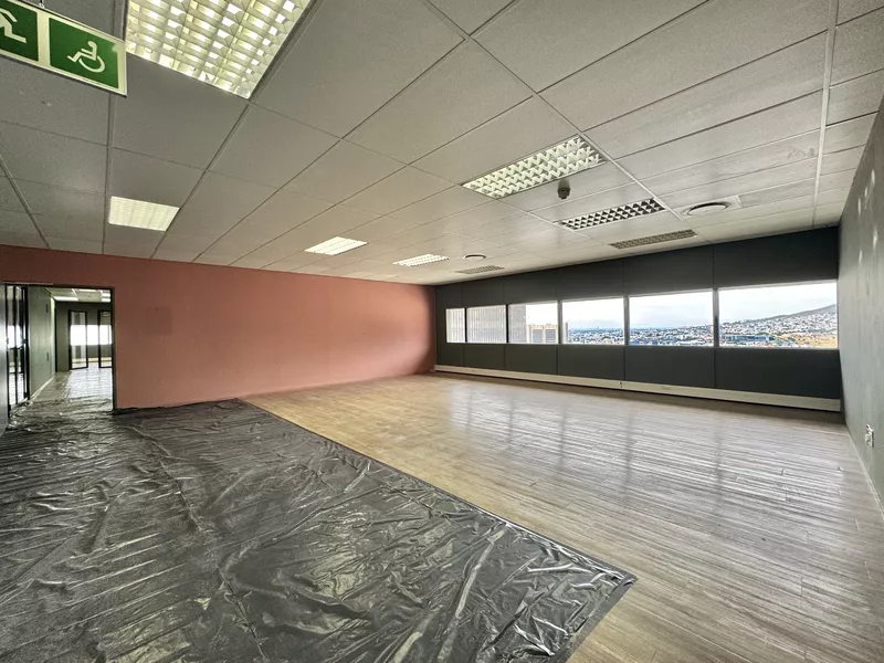 956 m² Office to let in Cape Town City Centre/CBD, The Box (photo 5)