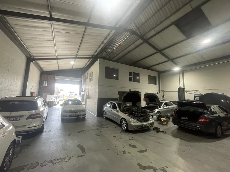 650 m² Industrial to let in Ottery, 12 Harris Drive (photo 4)
