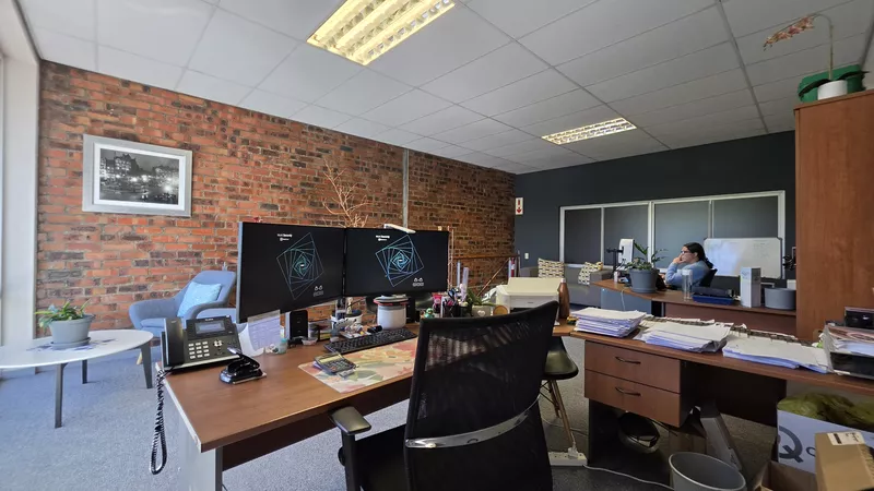 186 m² Office to let in Brooklyn, Northgate Business Park (photo 6)