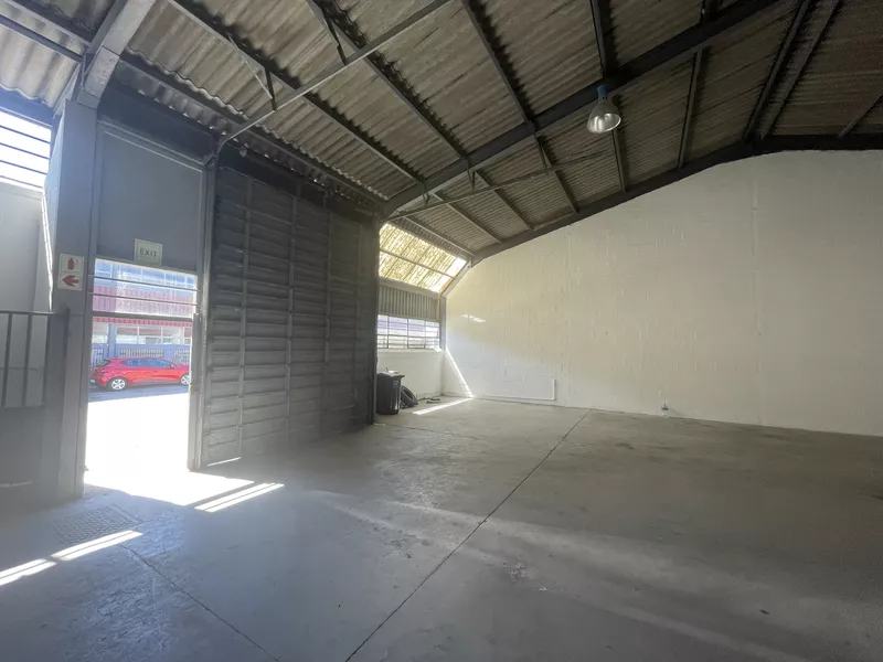 437 m² Industrial to let in Southern Suburbs, Celie Road Industrial Park - Block B (photo 15)