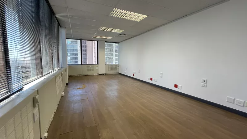 387 m² Office to let in Cape Town City Centre/CBD, 2 Long (photo 24)