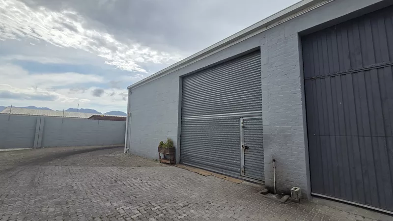 310 m² Industrial to let in Strand, 2 Boundary Road, George Park, Strand (photo 3)