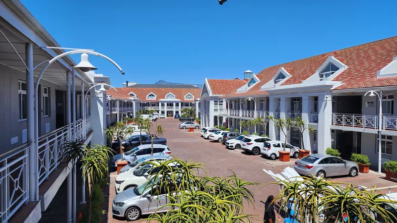 560 m² Office to let in Century Square, Century Square - Block F (photo 7)