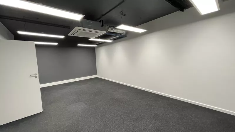 1 003 m² Office to let in Woodstock, 183 Sir Lowry Road (photo 12)