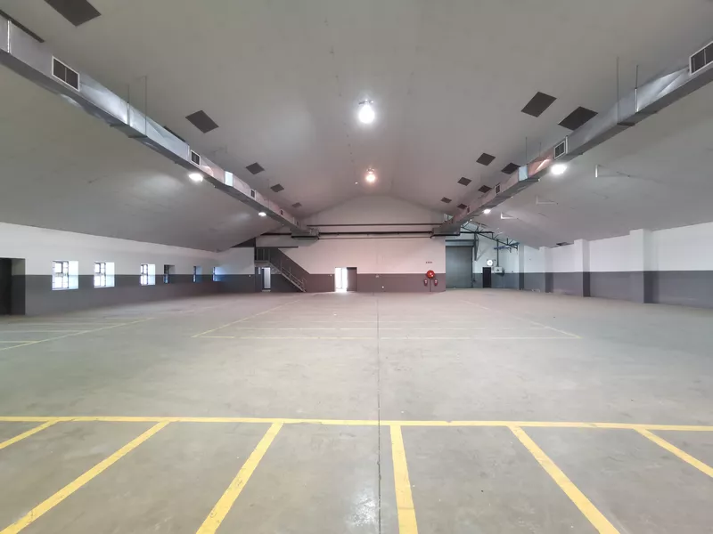 1 054 m² Industrial to let in Milnerton, The Studios (photo 4)
