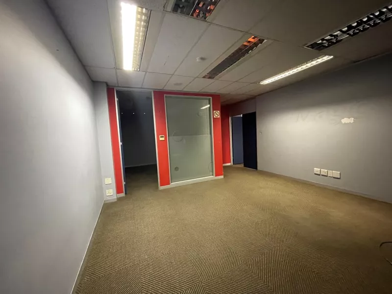 797 m² Office to let in Pinelands, Golf Park (photo 16)