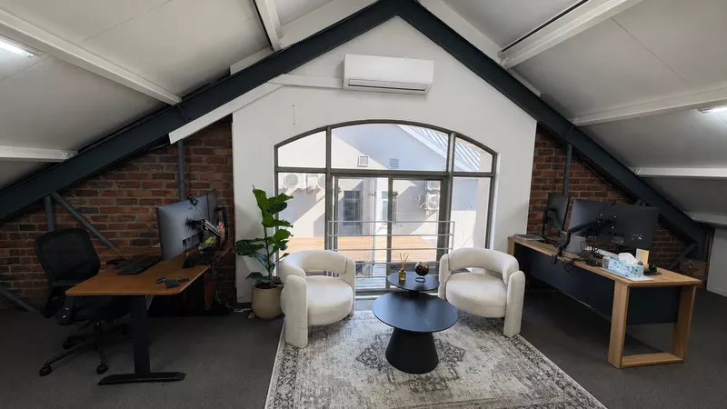 215 m² Office to let in Durbanville, Monaco Square (photo 18)