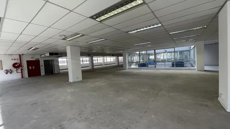 2 731 m² Office to let in Cape Town City Centre/CBD, 35 Wale (photo 7)