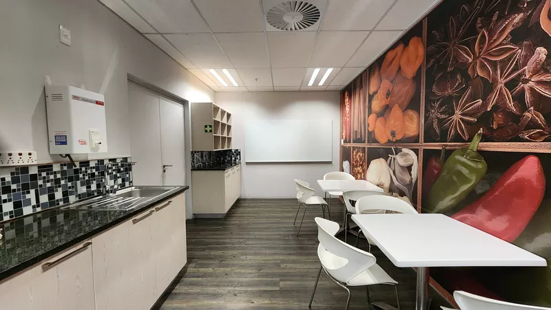 1 500 m² Office to let in Tyger Valley, Willowbridge Place (photo 20)