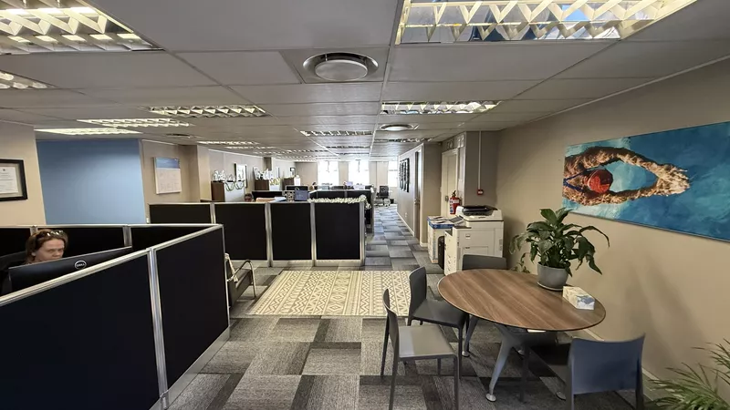 156 m² Office to let in Mowbray, Rondebosch Medical Centre (photo 5)