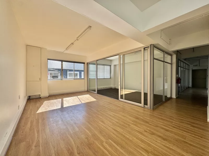 363 m² Office to let in Cape Town, So (photo 14)