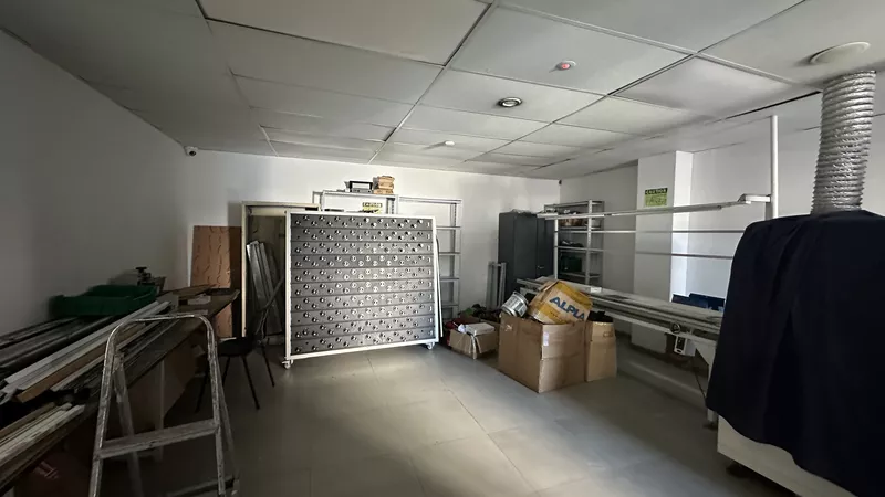 1 729 m² Industrial for sale in Milnerton, 1 Track Crescent (photo 10)