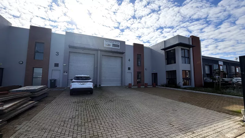 327 m² Industrial to let in Stonewood Estate , 27 Tanzanite Crescent (photo 1)
