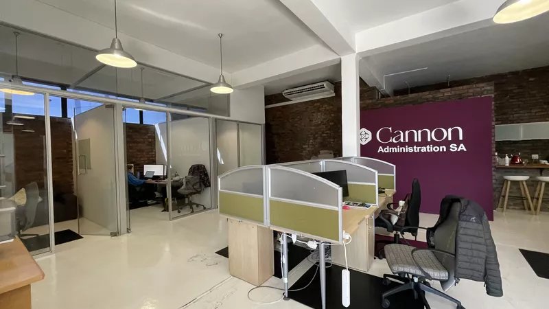 186 m² Office to let in Cape Town, 2 Francis Street (photo 8)
