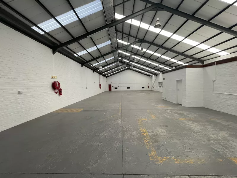 1 098 m² Industrial to let in Beaconvale, 95 Rissik Str (photo 7)