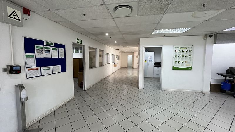 3 197 m² Industrial to let in Ottery, Independence Square (photo 20)