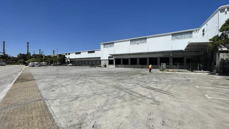 6 075 m² Industrial to let in Estuaries Office Estate, Montague Park (photo 2)