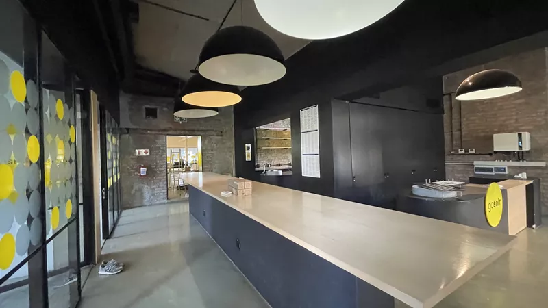 815 m² Office to let in Woodstock, Tramways (photo 12)