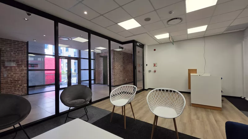 136 m² Office to let in Bridgeways Park, Bridgewater One - Suites (Block C) (photo 14)