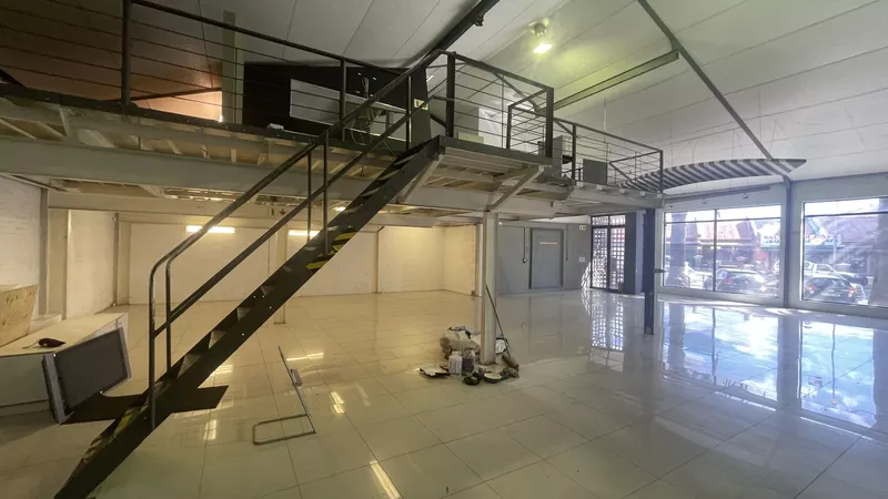 394 m² Industrial to let in Salt River, 33 Salt River Road (photo 11)