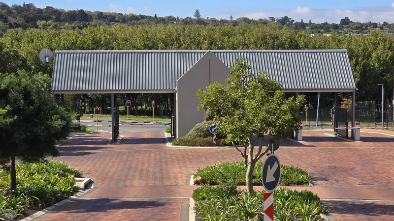 2 371 m² Office to let in Klein D'Aria Estate, Klein D'Aria Office Estate - Block A (North) (photo 15)