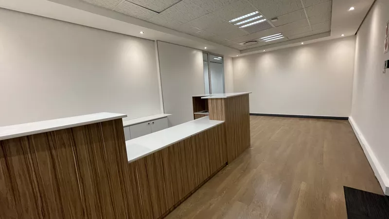 387 m² Office to let in Cape Town City Centre/CBD, 2 Long (photo 7)