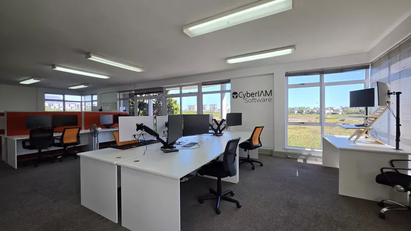 560 m² Office to let in Century Square, Century Square - Block F (photo 26)