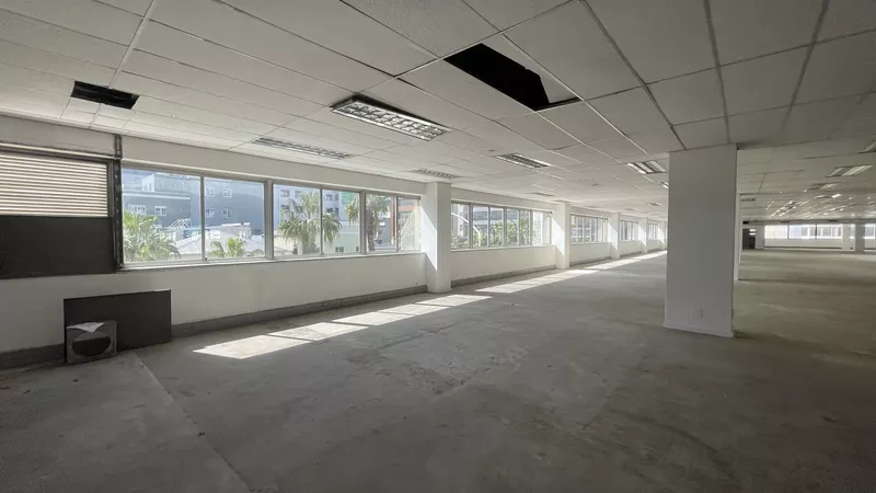 2 731 m² Office to let in Cape Town City Centre/CBD, 35 Wale (photo 22)