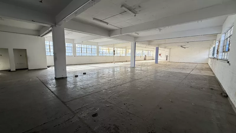 860 m² Office to let in Salt River, 39 Salt River Road (photo 6)