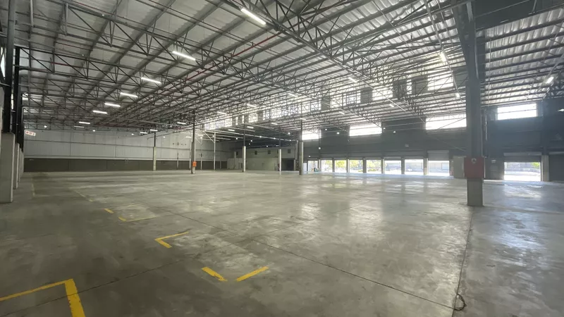 6 075 m² Industrial to let in Estuaries Office Estate, Montague Park (photo 4)