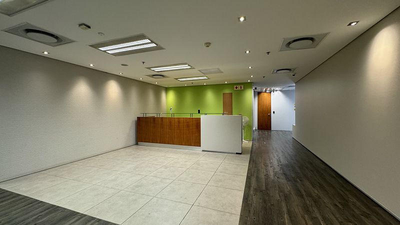 3 073 m² Office to let in Cape Town City Centre/CBD, 11 Adderley Street (photo 4)
