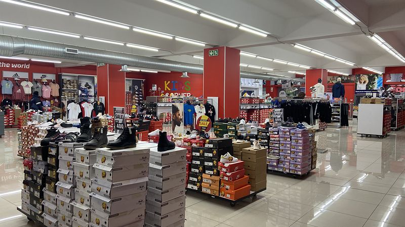 768 m² Retail property to let in Cape Town City Centre/CBD, Salga House (photo 14)