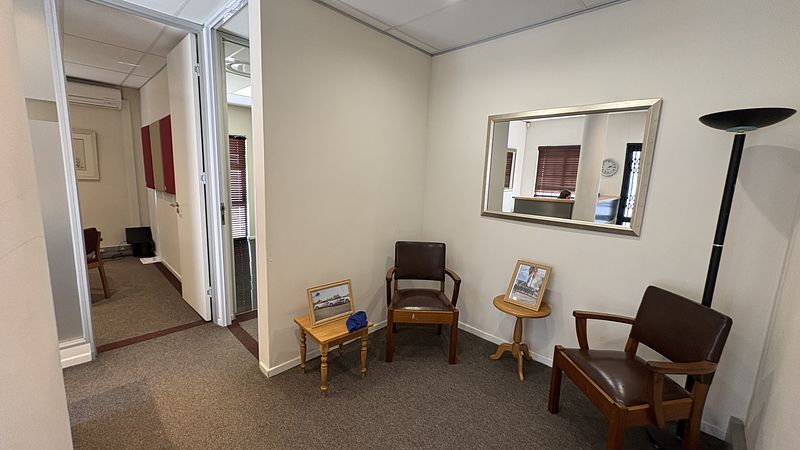 112 m² Office to let in Tyger Waterfront, Canal Edge 4 (photo 6)