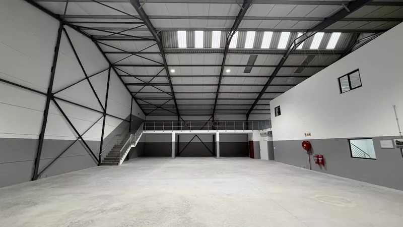 1 518 m² Industrial to let in Fisantekraal, 43 Stillewater Street (photo 12)