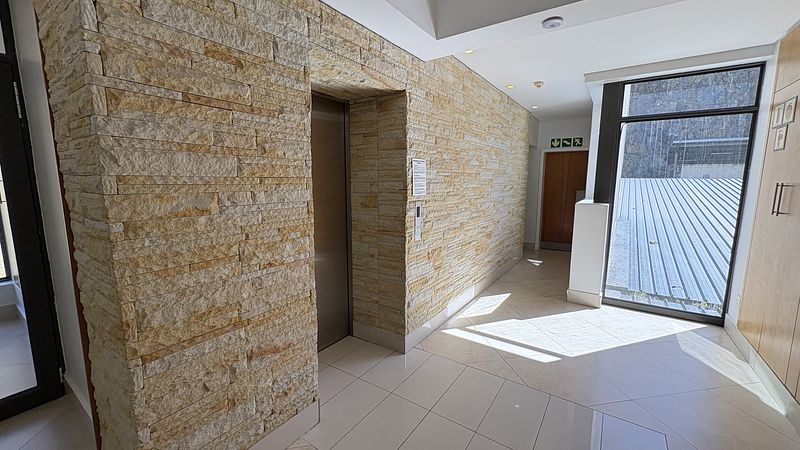 111 m² Office to let in Tyger Waterfront, The Cliffs (photo 21)