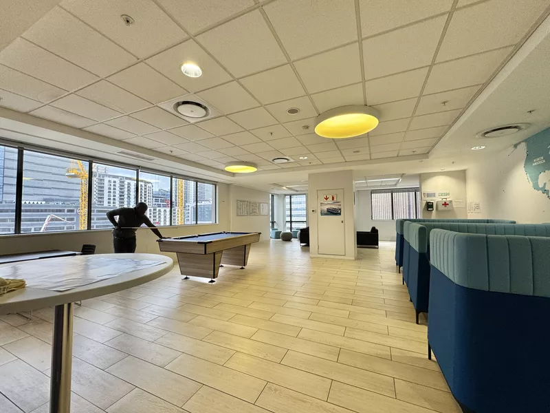 2 051 m² Office to let in Cape Town City Centre/CBD, Roggebaai Place (photo 15)