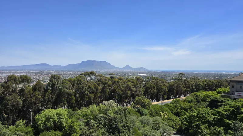 967 m² Office to let in Tygerberg Office Park, Drakenzicht - Tygerberg Park (photo 45)