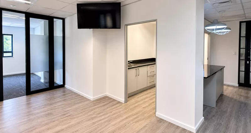 117 m² Office to let in Stellenbosch, Remey Building (photo 9)