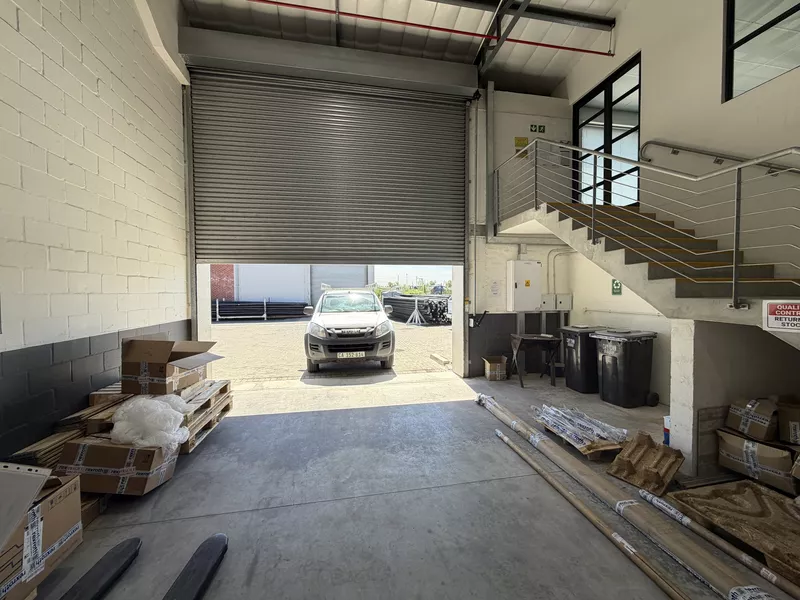 302 m² Industrial to let in Bellville, Sapphire Business Park (photo 27)